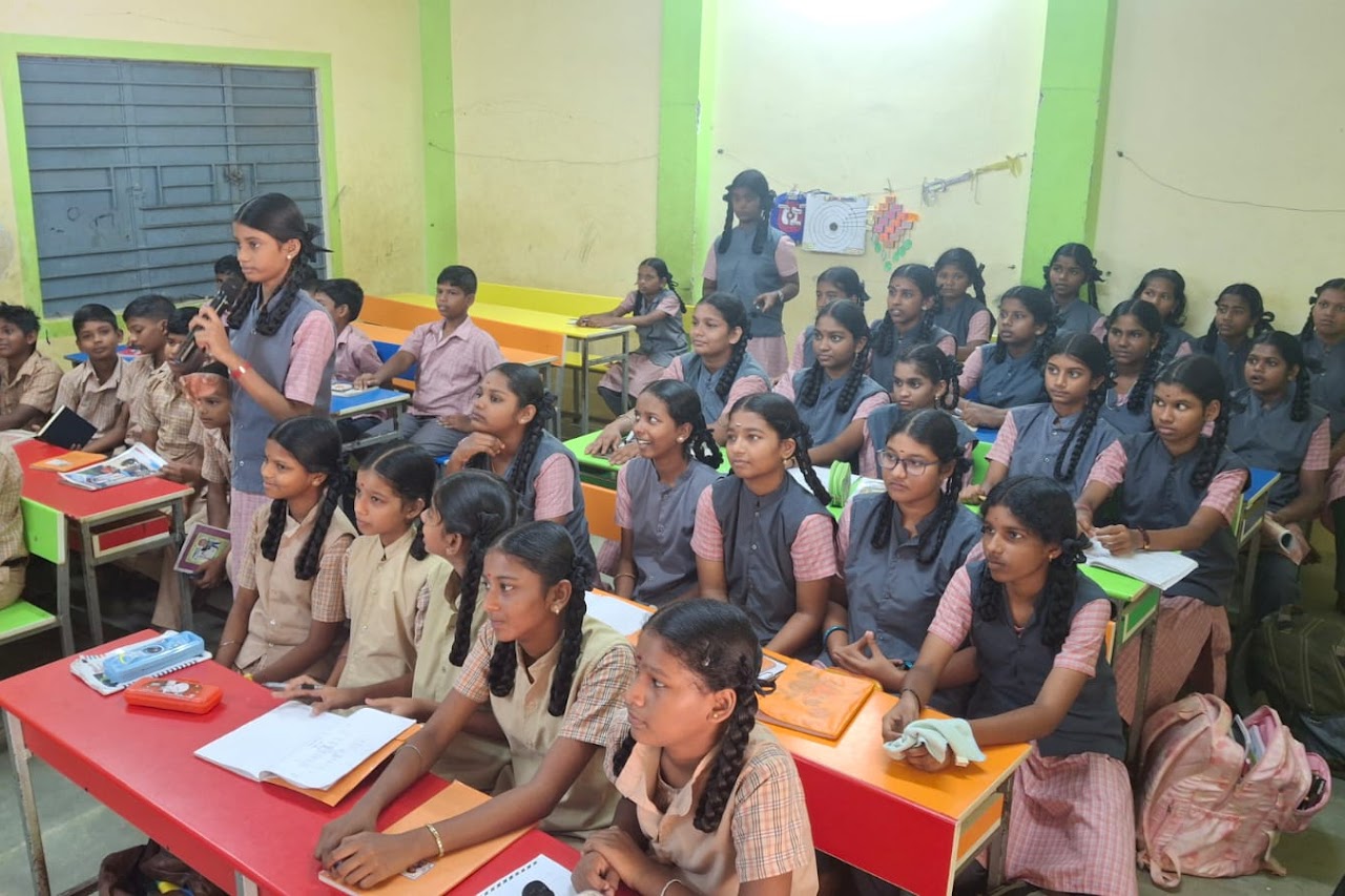 Students at Government Higher Secondary School, Illupaithoppu